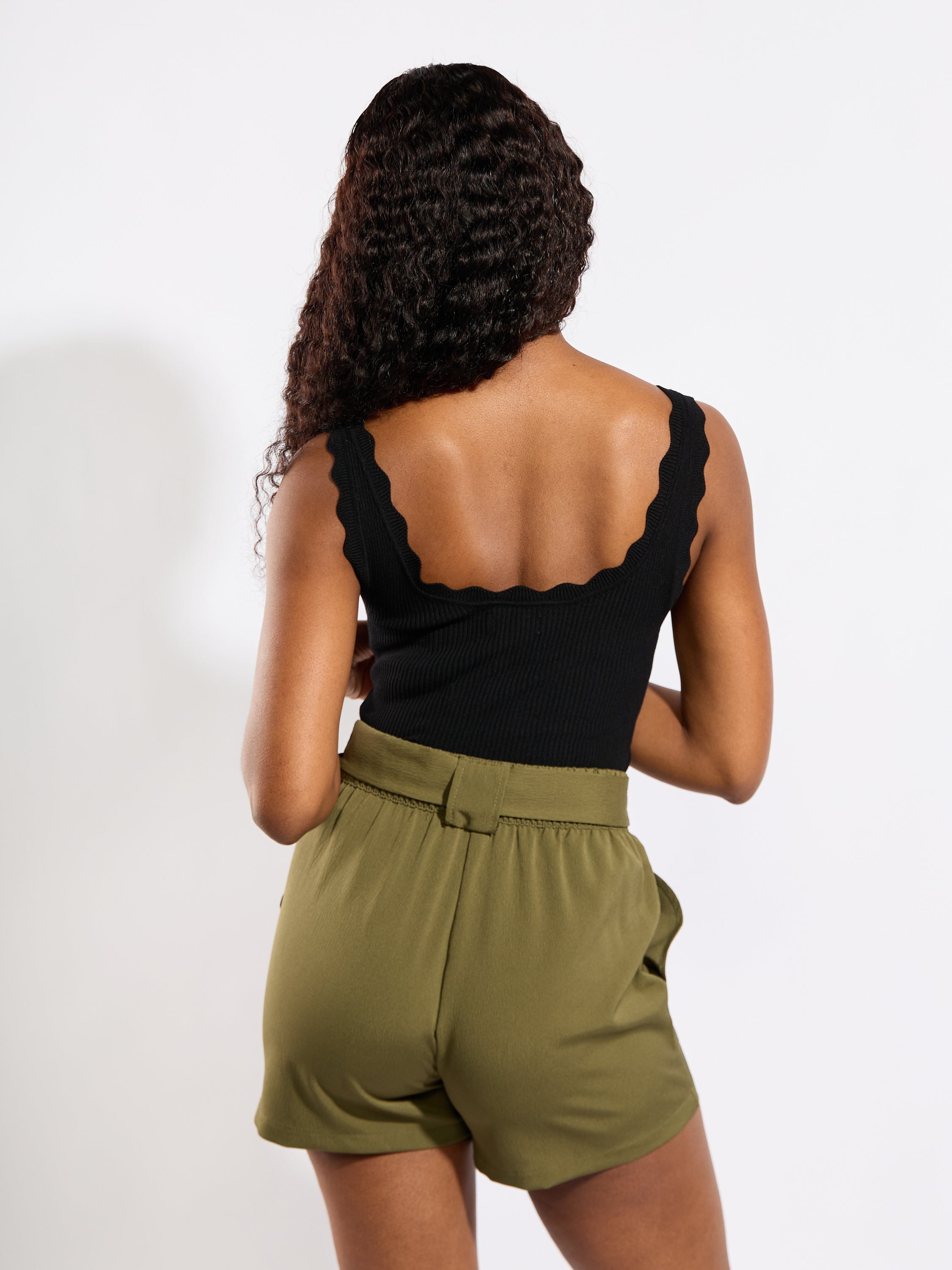 Nanna Scallop Edge Knit Top