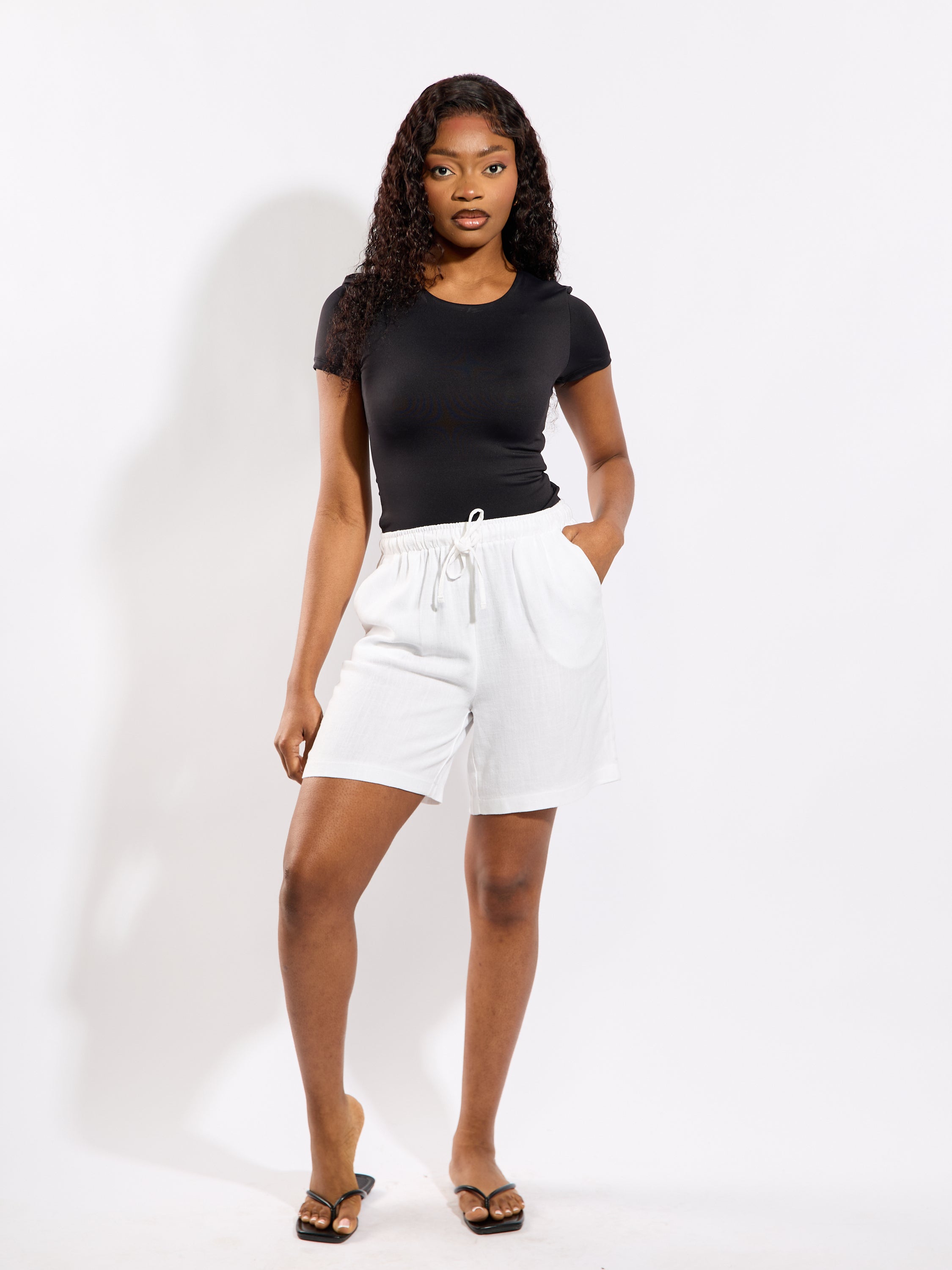 Siesta Pull-Up Linen Shorts