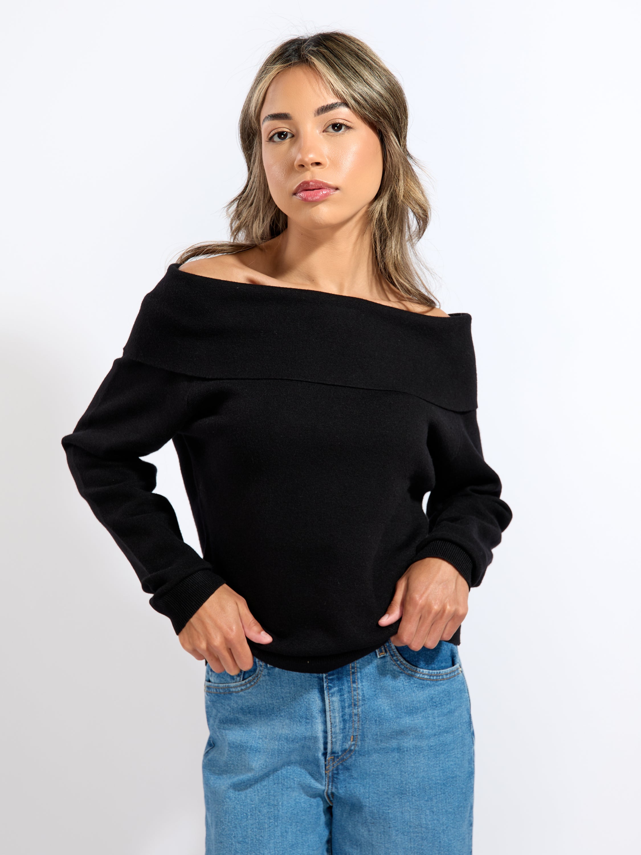 Jones Off The Shoulder Sweater – Pseudio