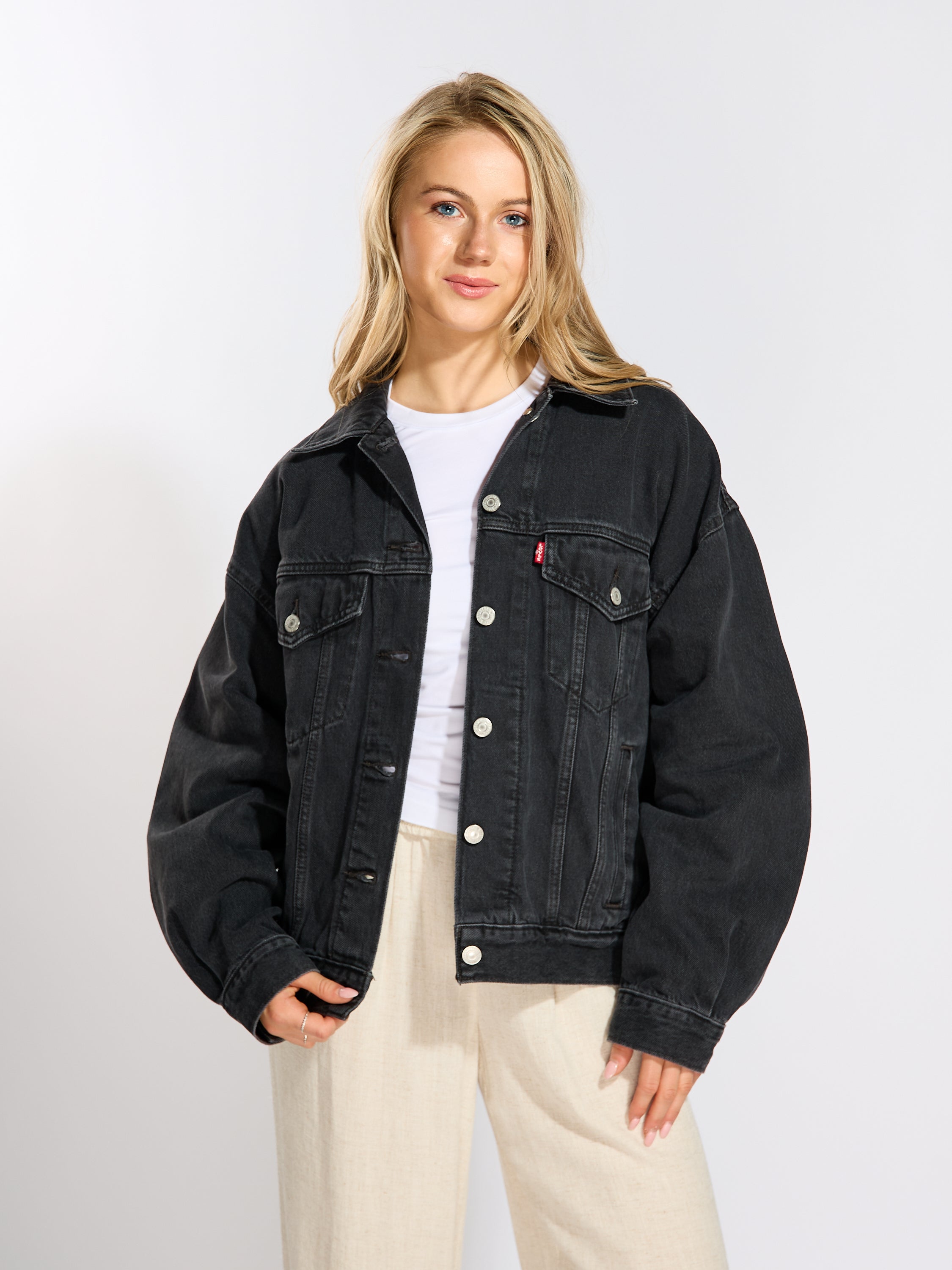 Levi's 90s Trucker Black Denim Jacket