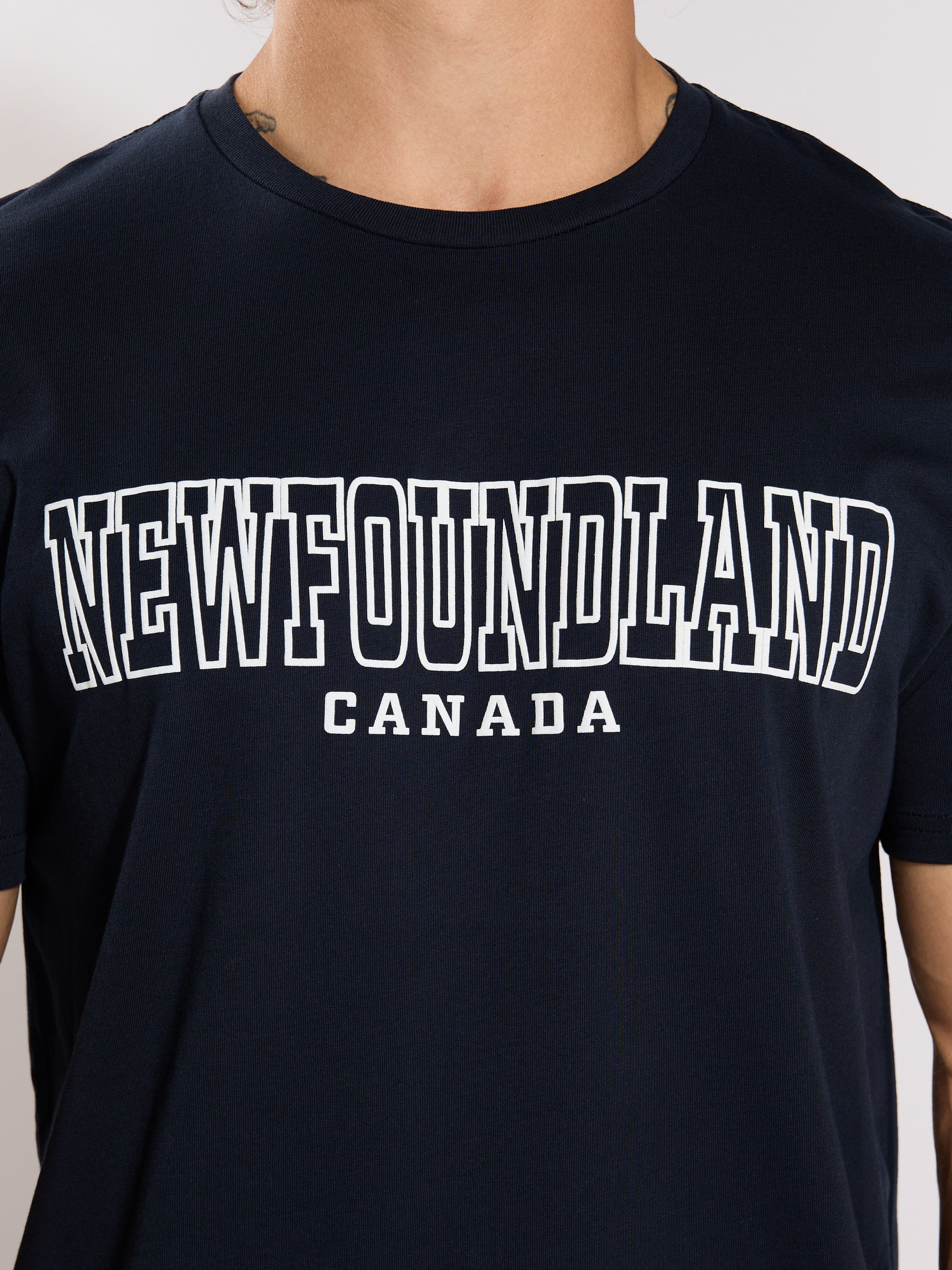 Newfoundland Stencil Puff Tee