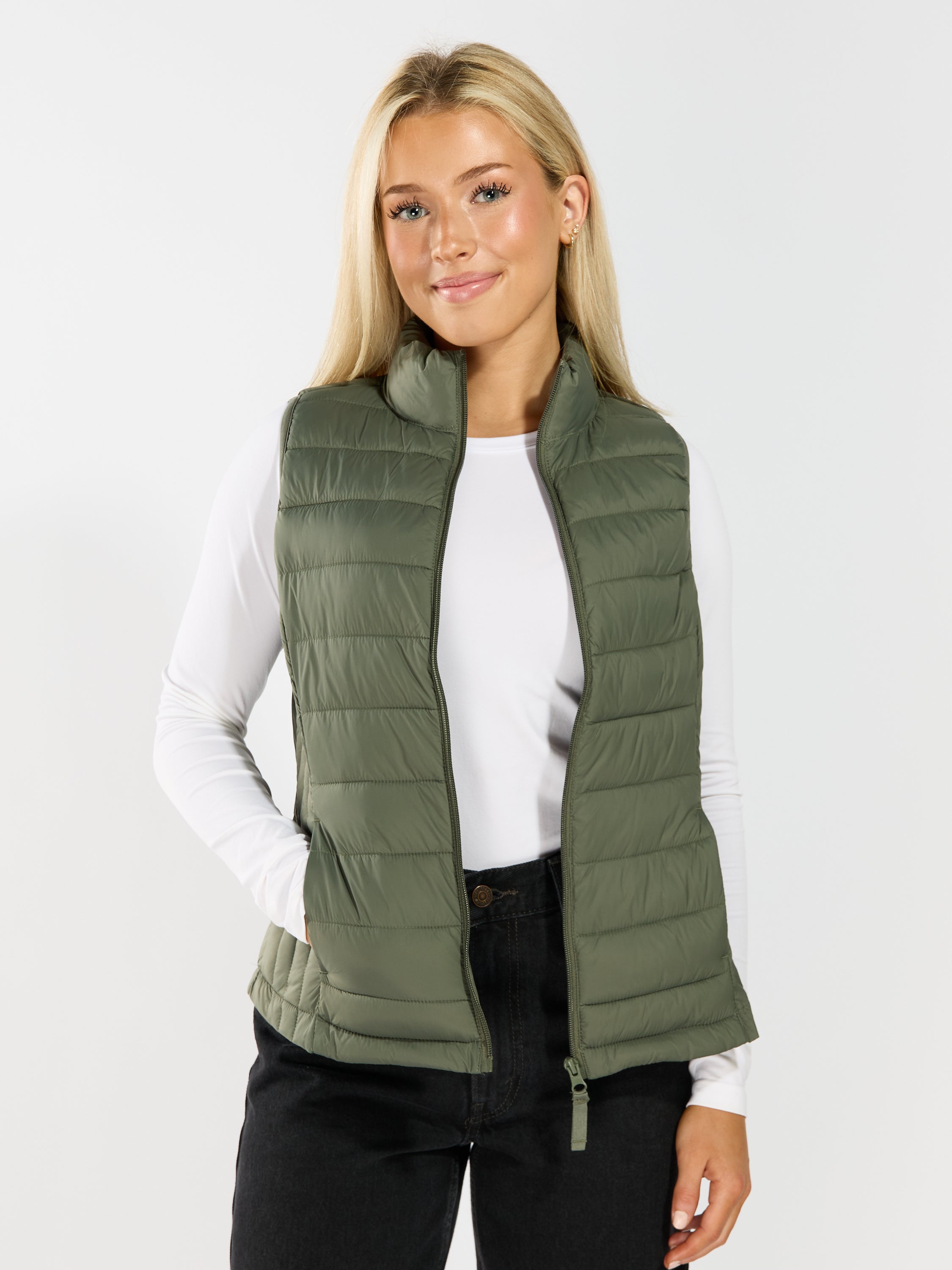 Piped Puff Vest