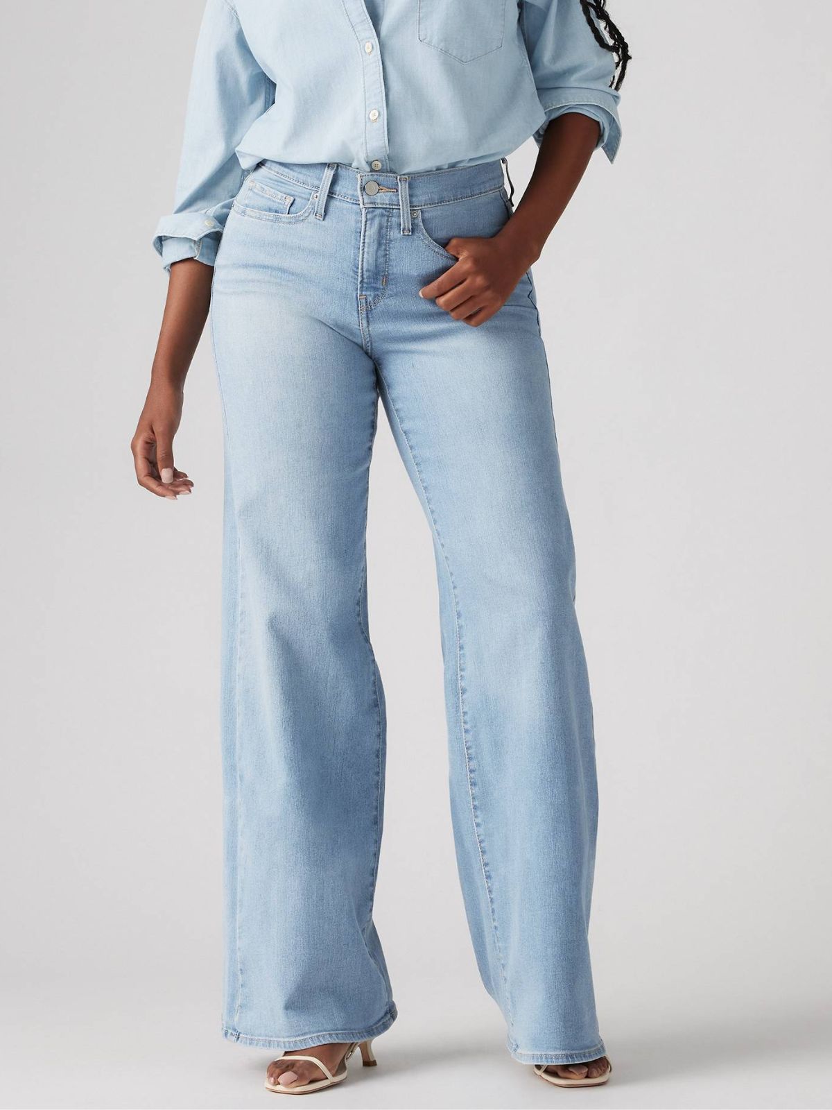 Levi’s 318 Shaping Wide Leg Jeans Tall Glass of Water