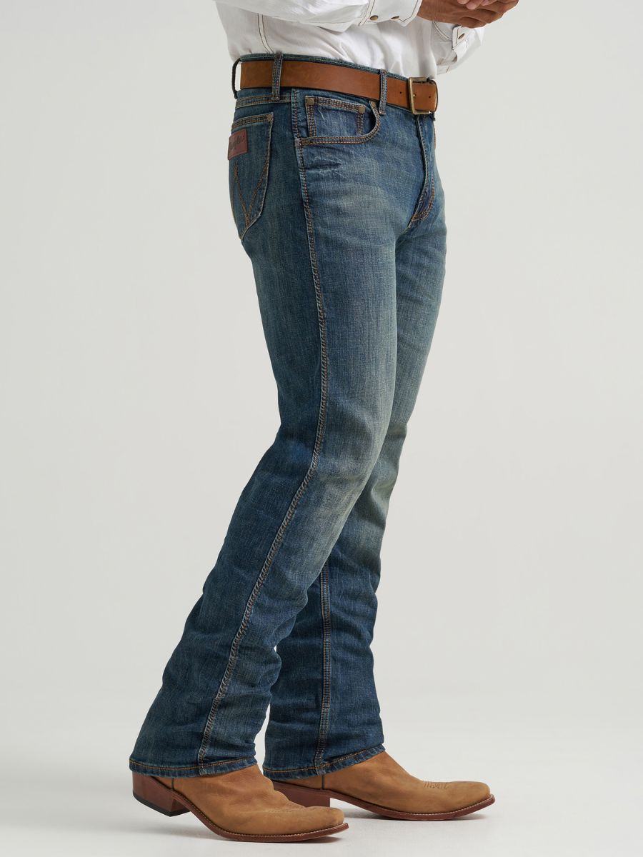 Wrangler Bozeman Retro Slim Straight Jean