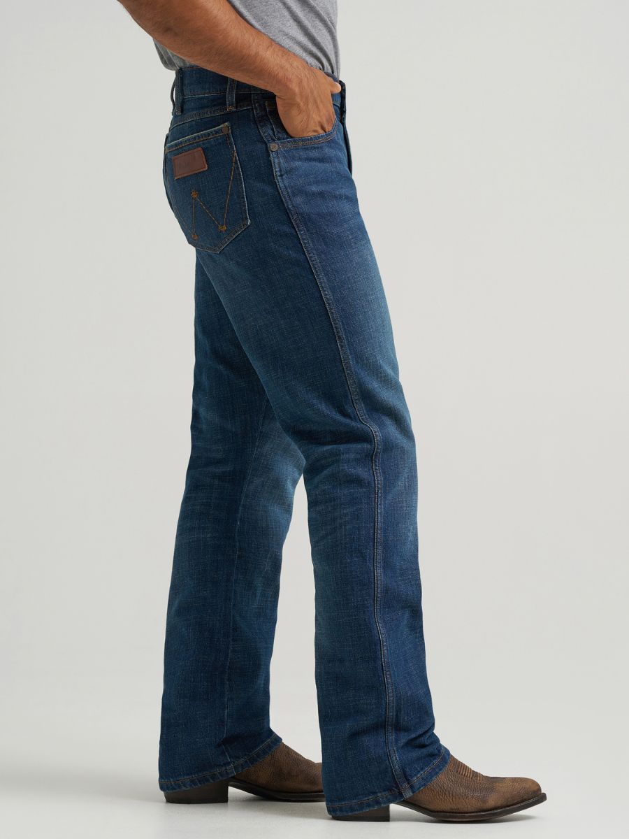 Wrangler Retro Relaxed Bootcut Jackson Hole Jean