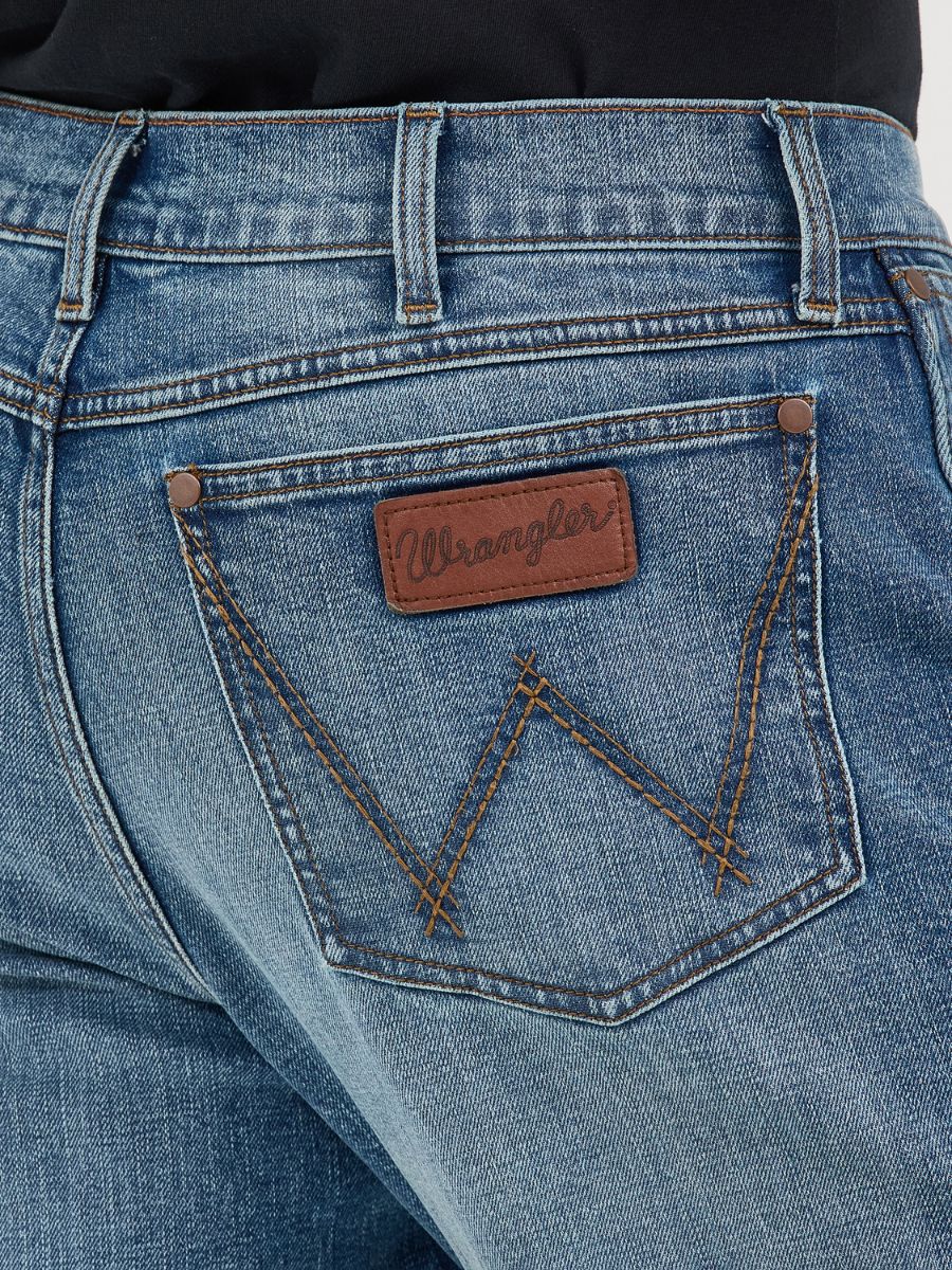 Wrangler Harris Retro Relaxed Bootcut Jean