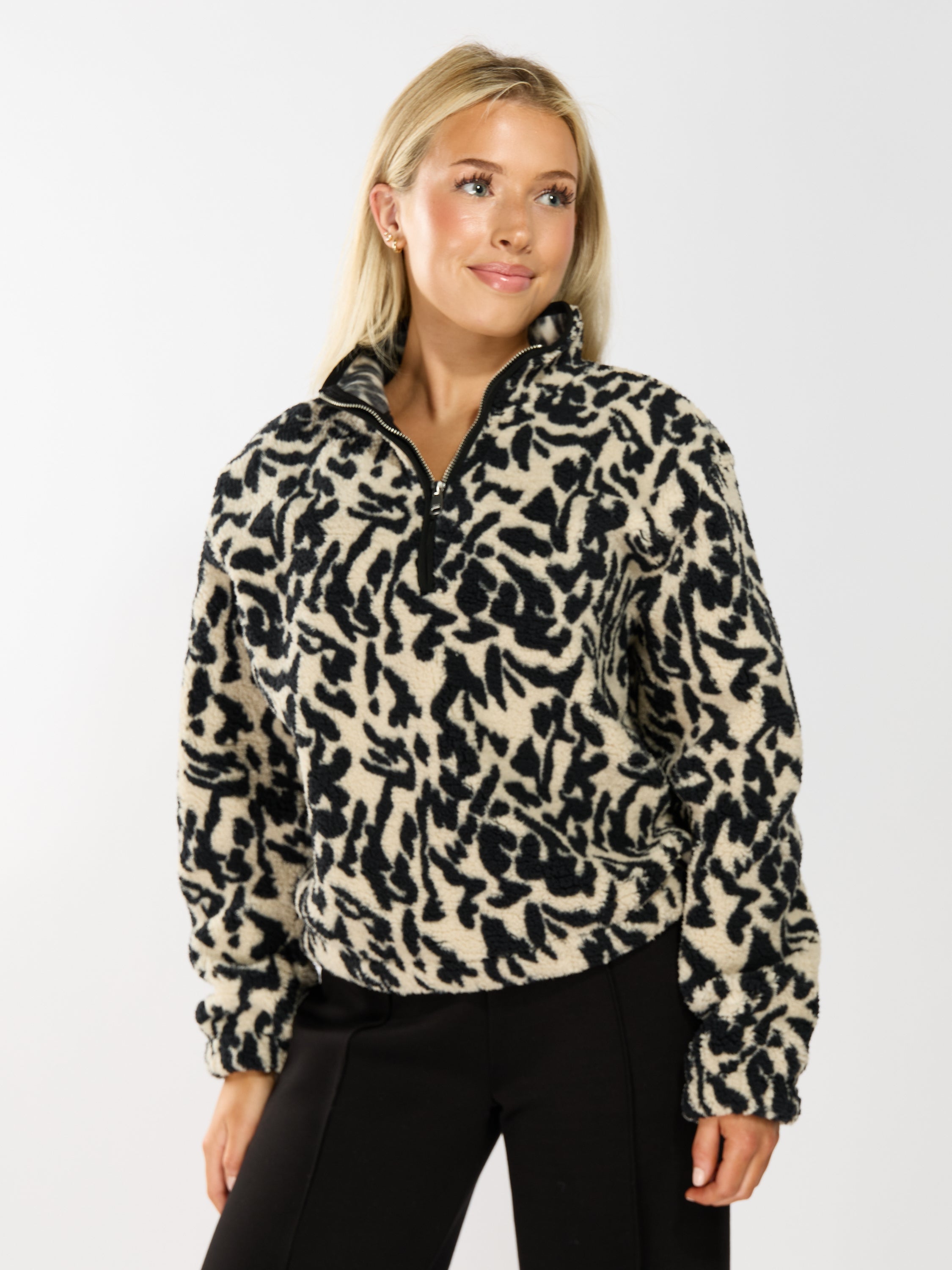 New Dallas Long Sleeve High-Neck Zip Top