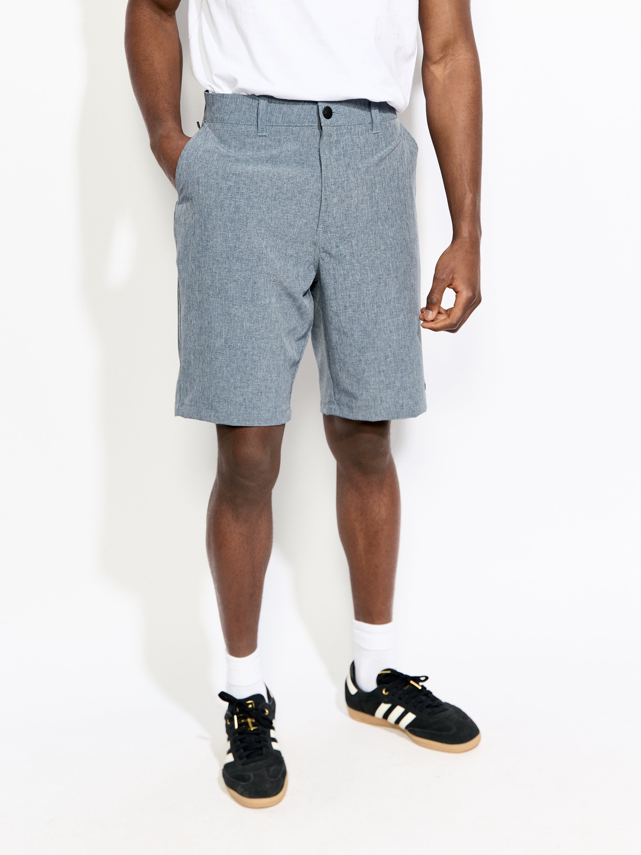 Hurley Field Tracker Walk Short