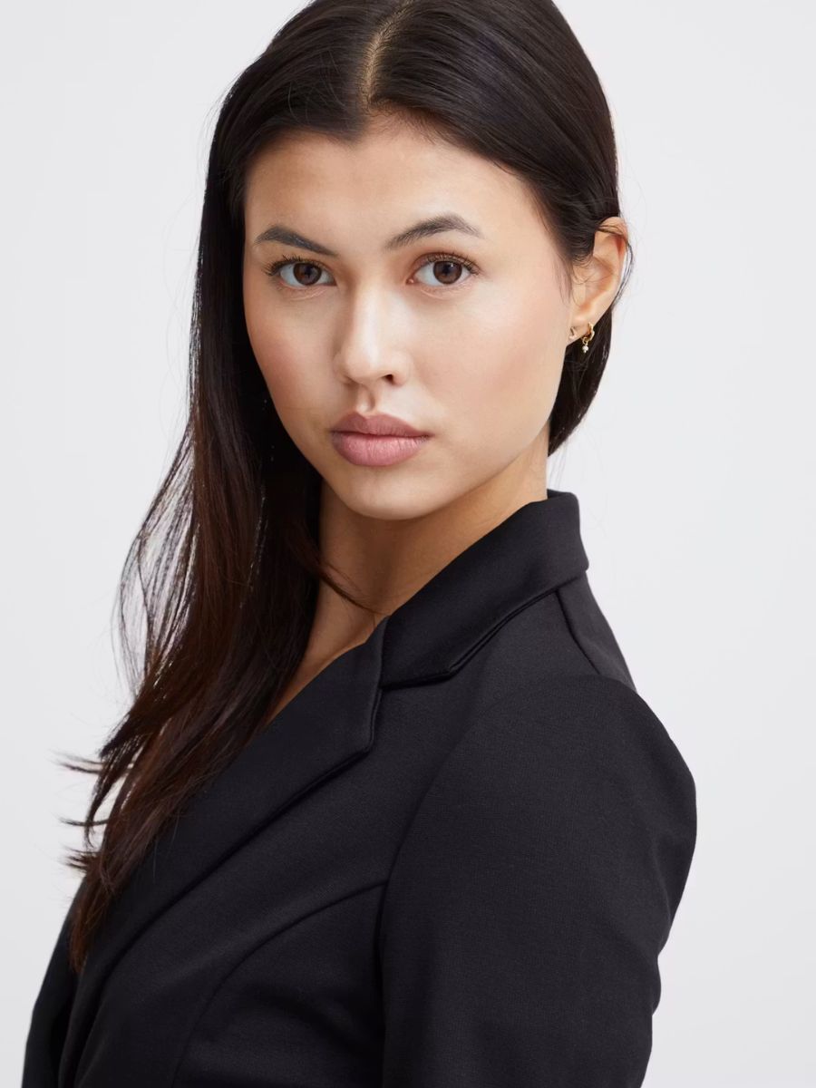 Kate Blazer