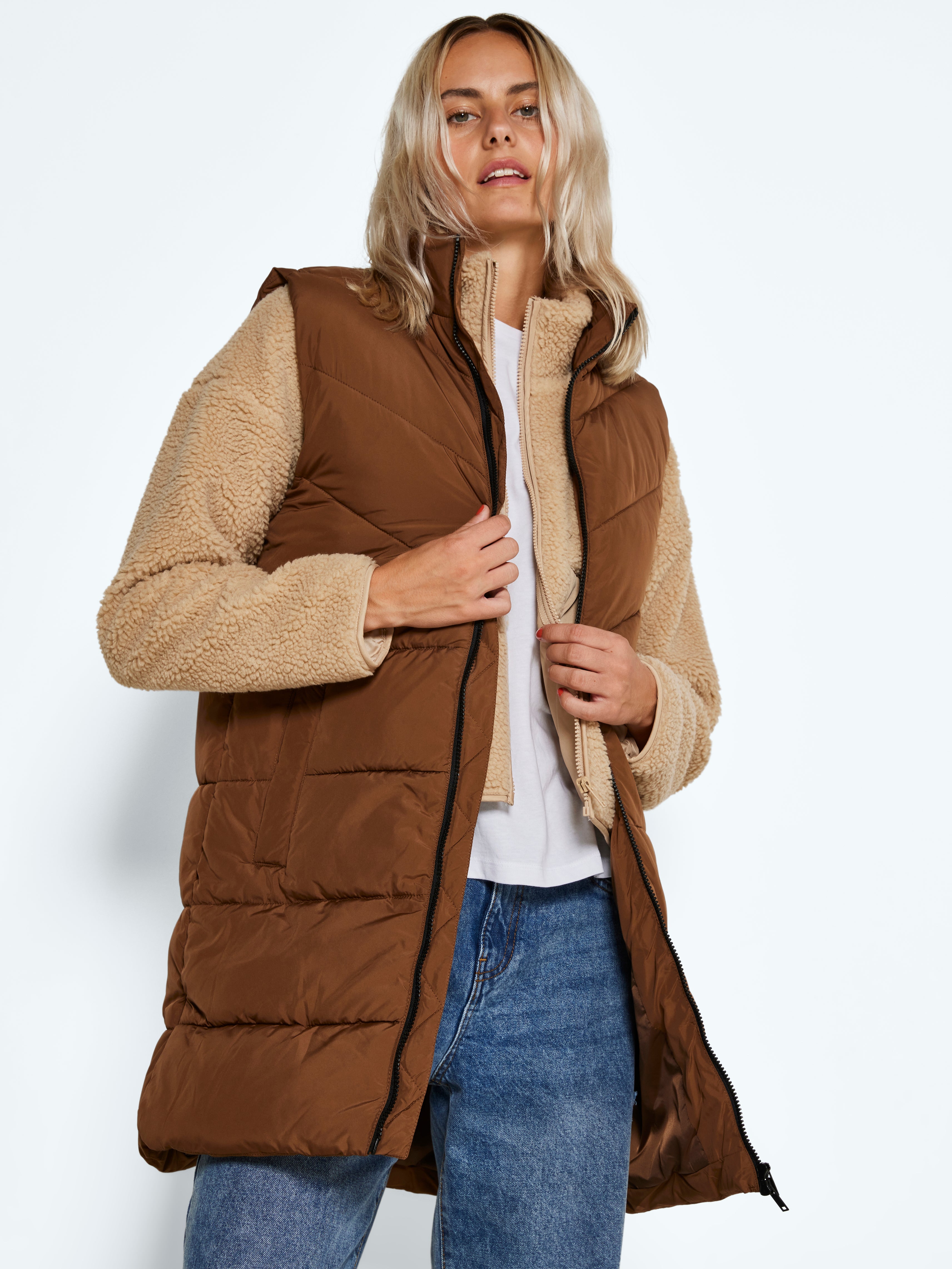 Long Dalcon Vest