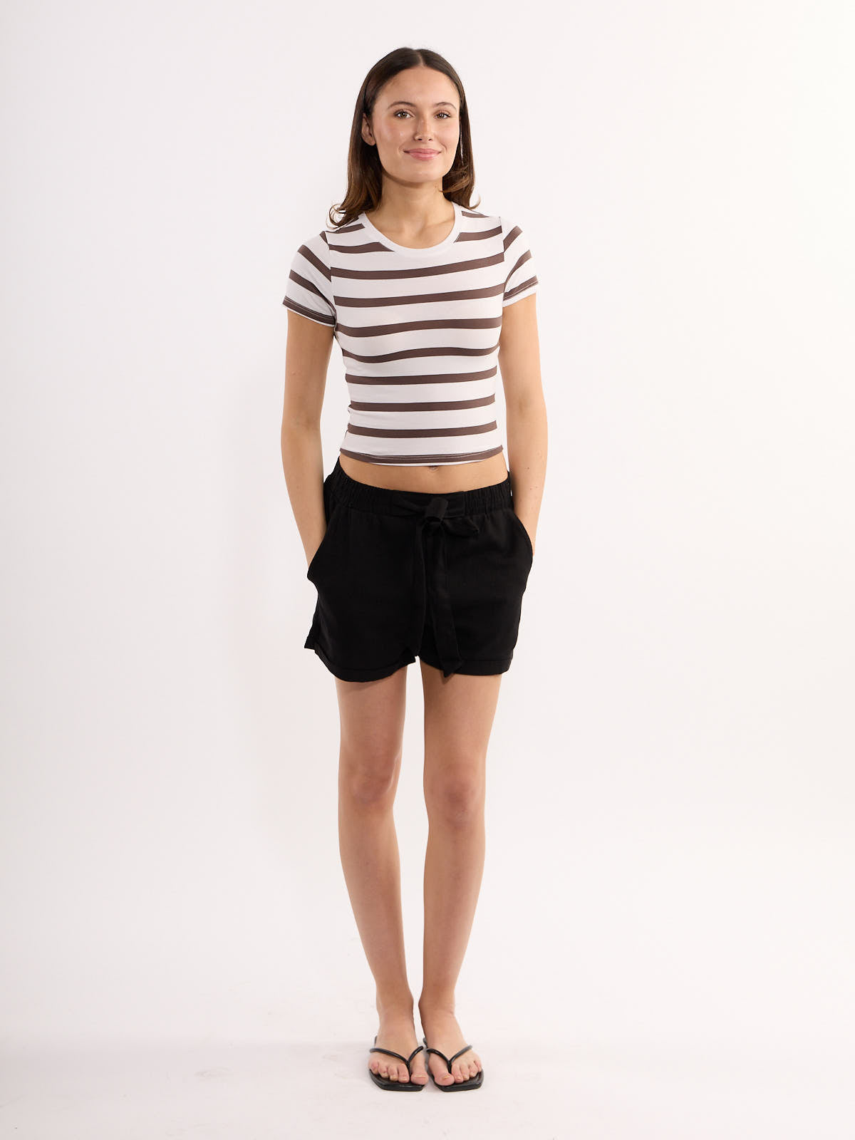 Linen Cuffed Short