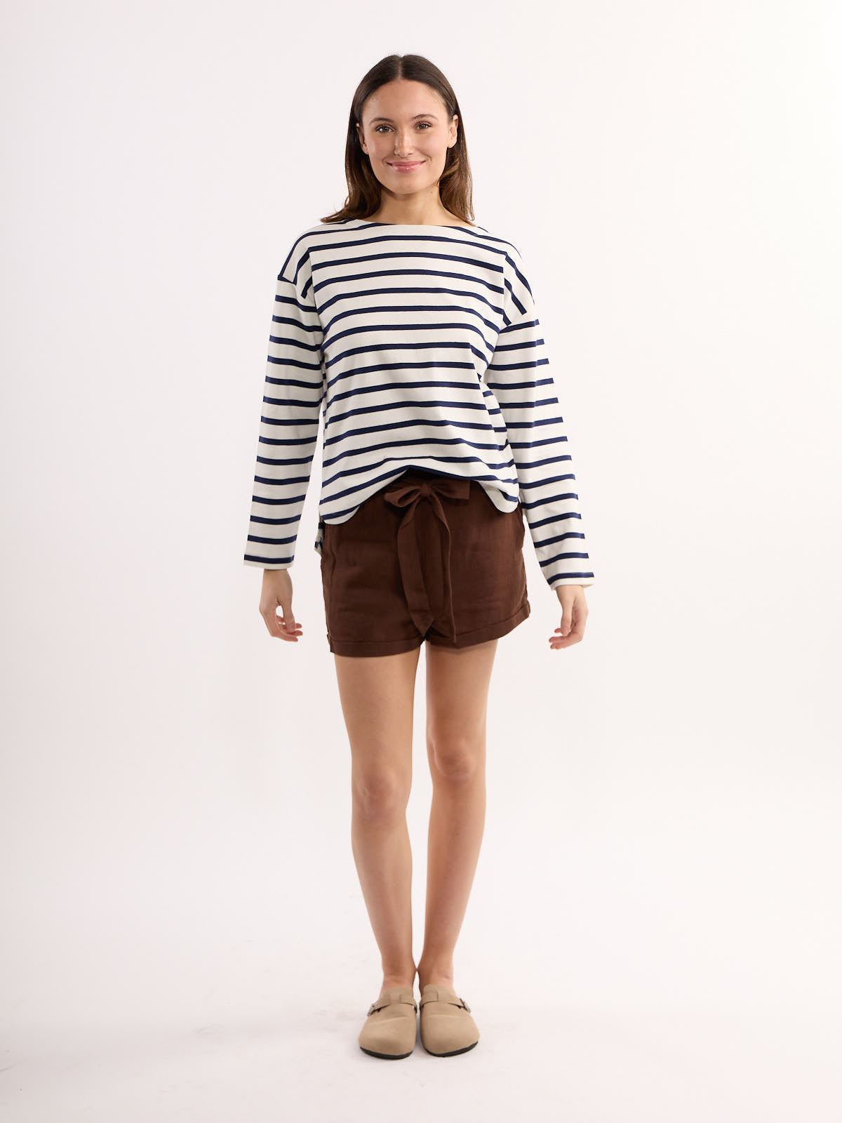 Linen Cuffed Short