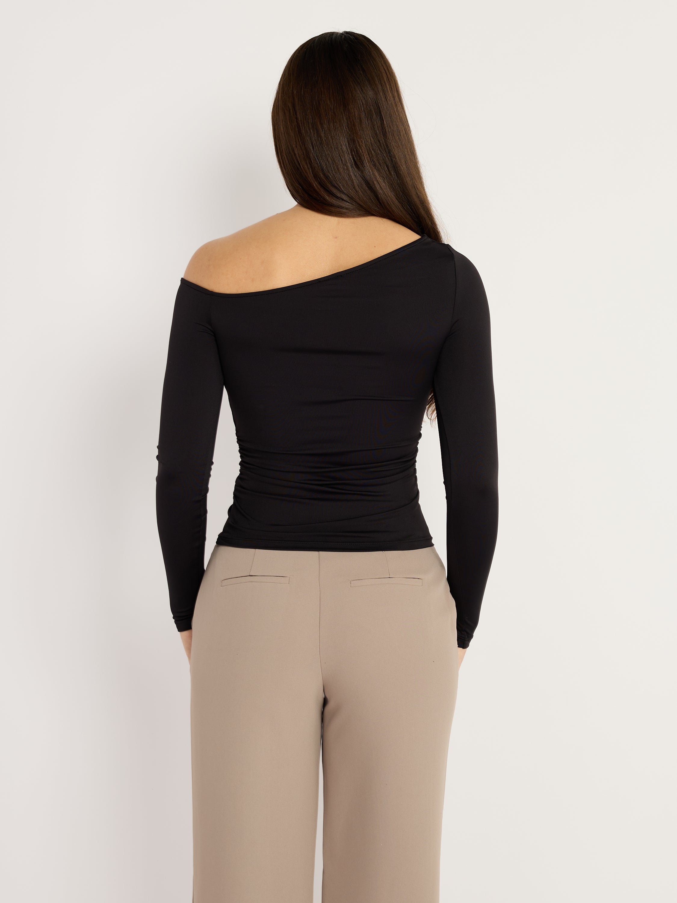 Second Skin Mite Off the Shoulder Top