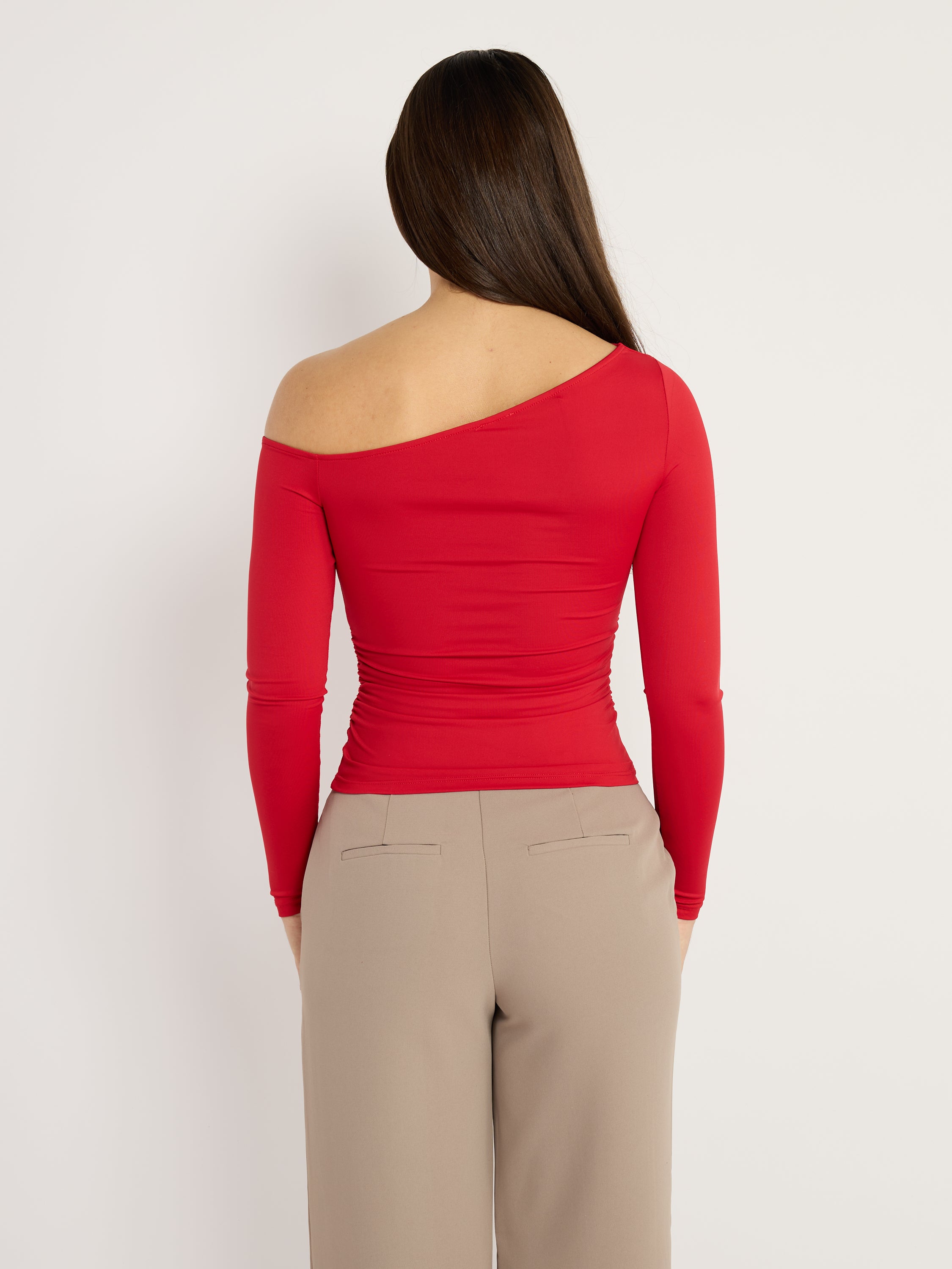 Second Skin Mite Off the Shoulder Top