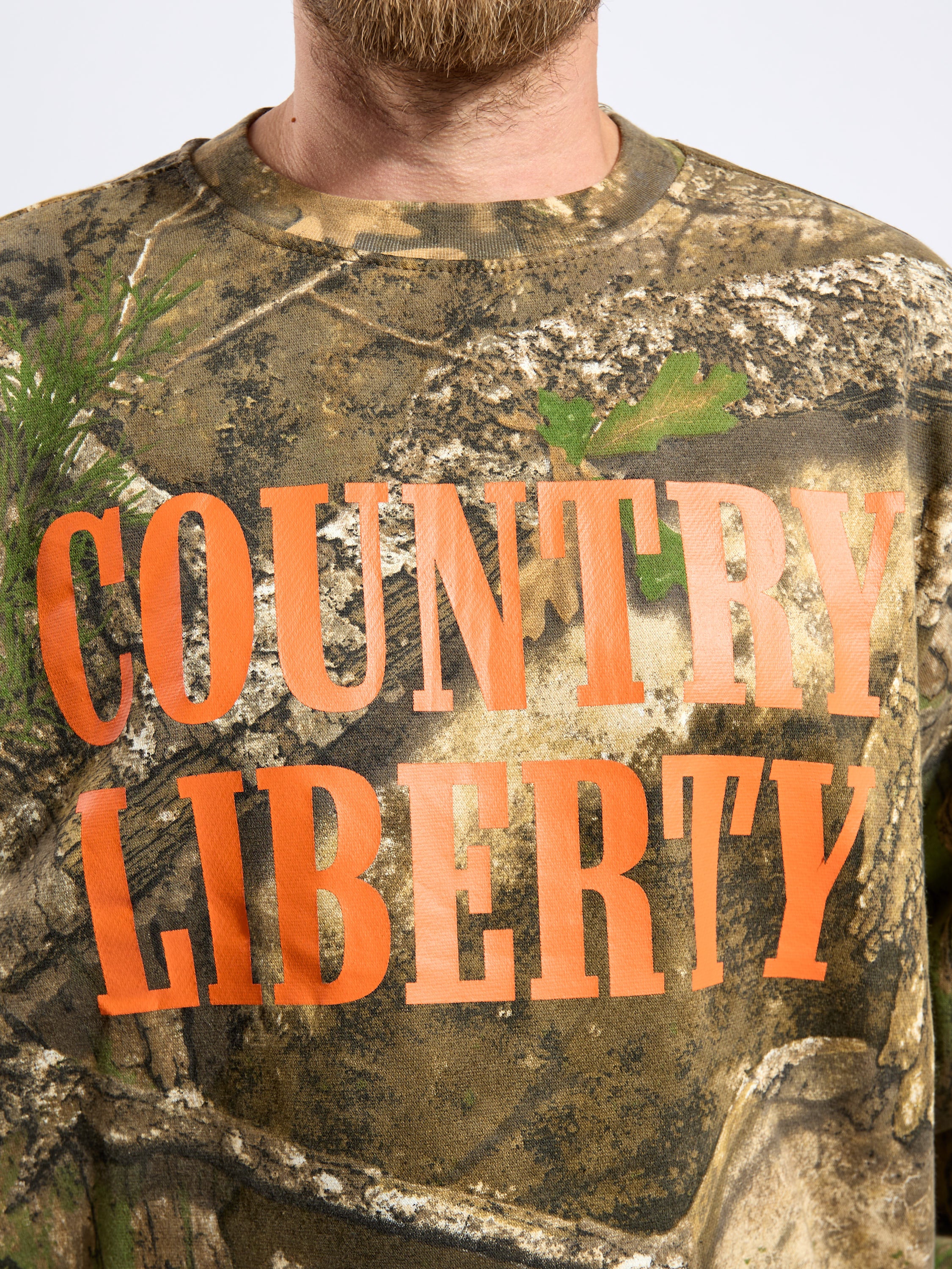 Country Liberty Realtree Hunter Crewneck Sweatshirt