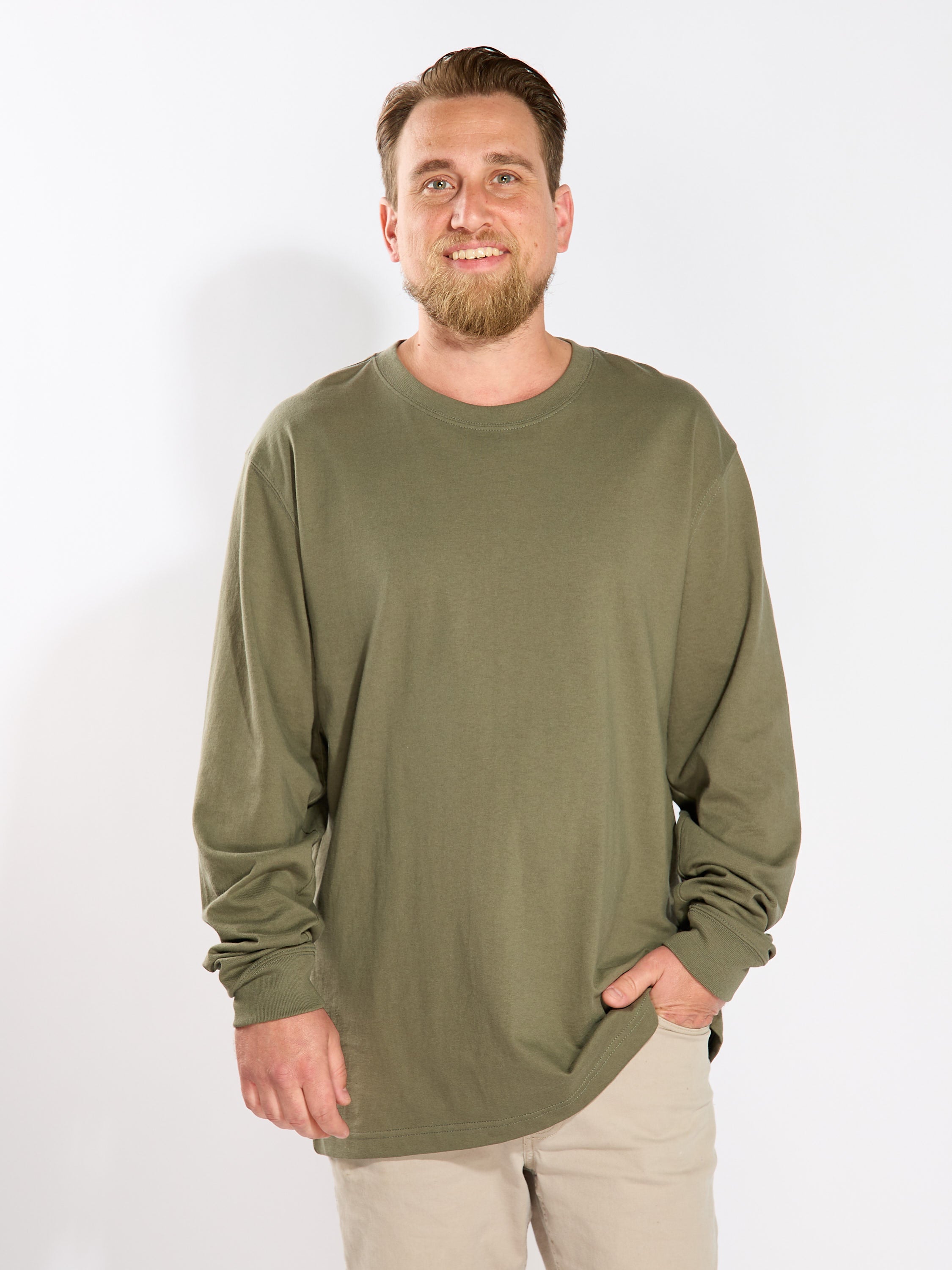 Carhartt Loose Fit Heavyweight Long Sleeve Logo Tee