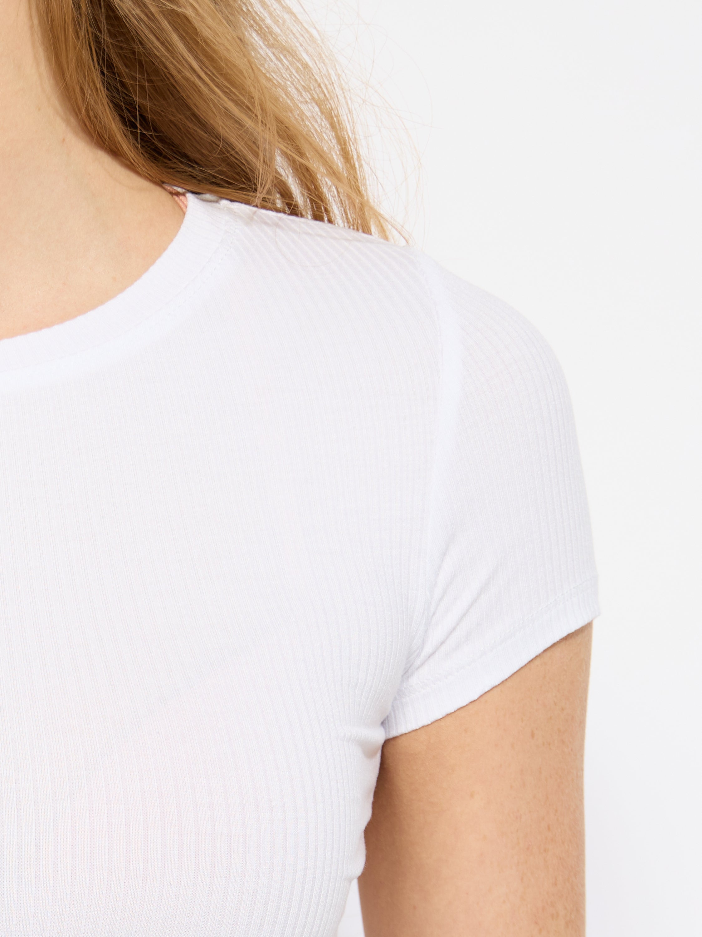 Ribbed Highneck Tee