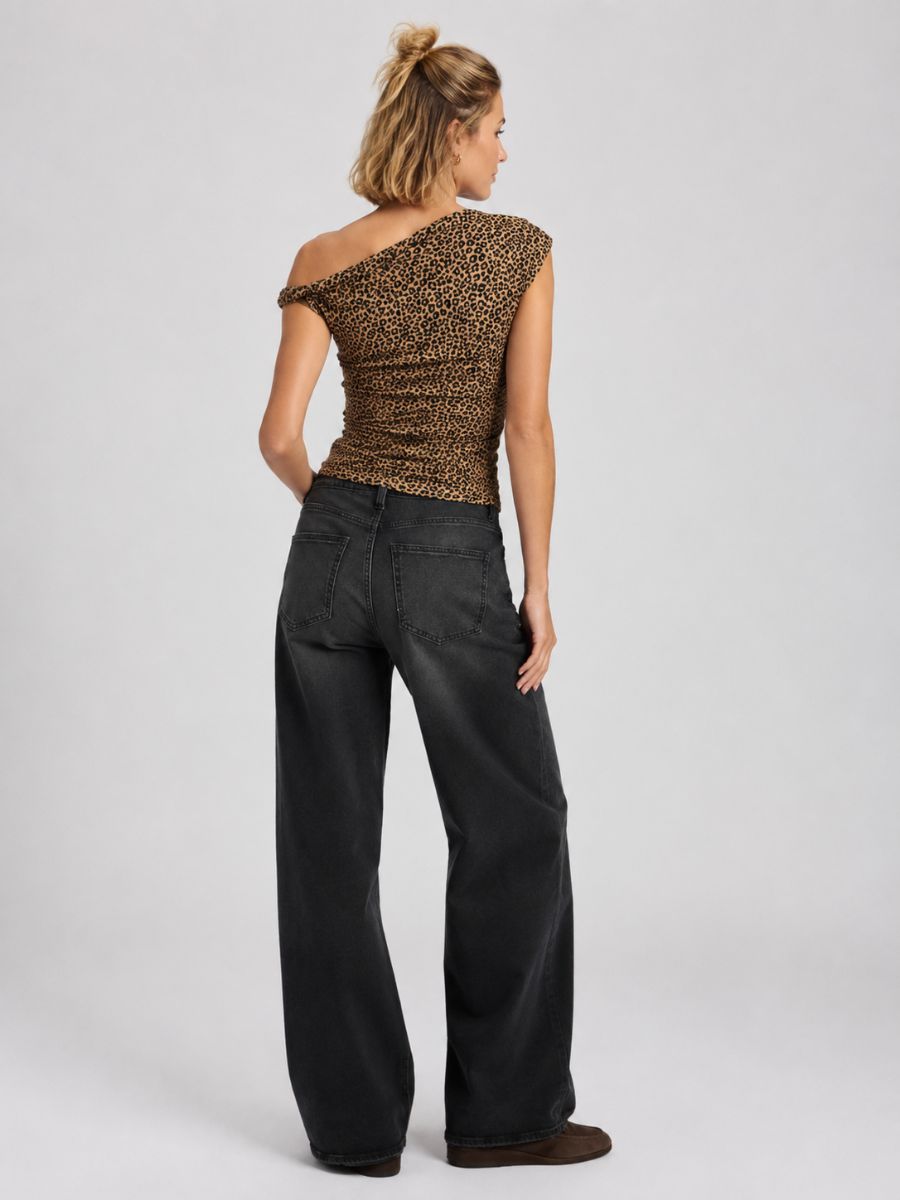 Vie Leopard Twist Sleeveless Top